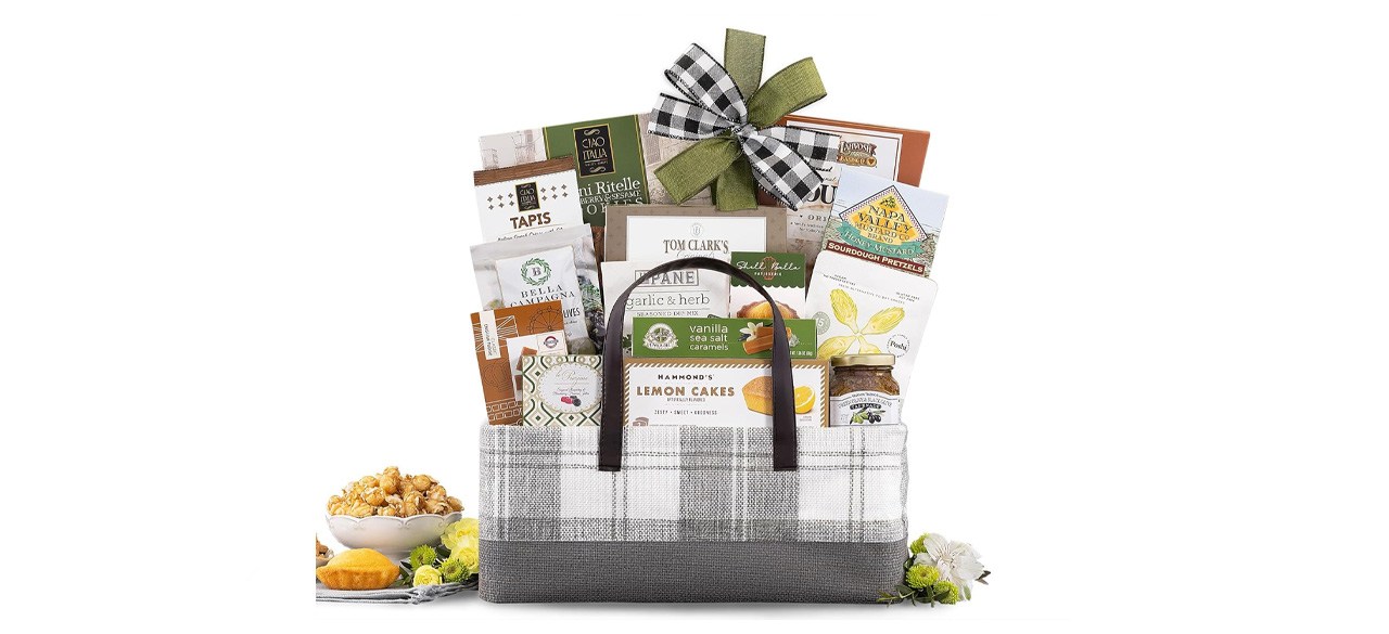 Wine Country The Connoisseur Gourmet Gift Basket