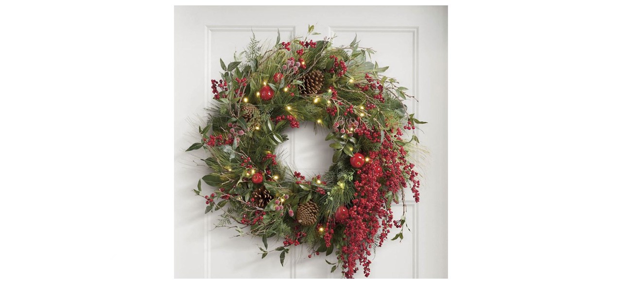 Winter Berry Cordless Wreath