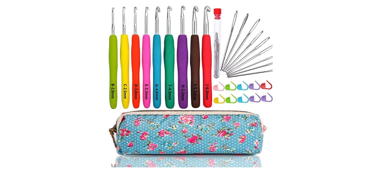 Woo Crafts Crochet Hooks Set with Case