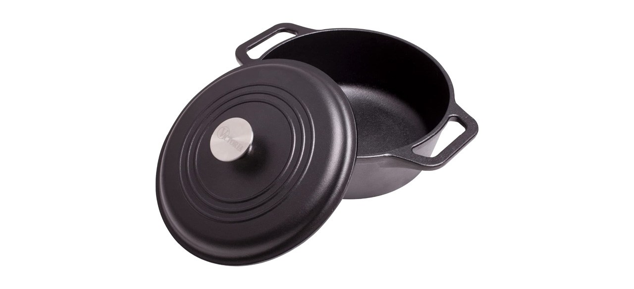 Victoria Cast Iron 4-Quart Dutch Oven