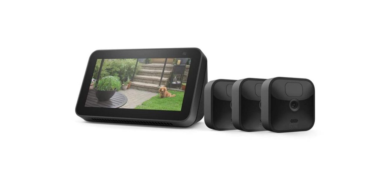 Blink Outdoor Camera and Echo Show 5 Bundle