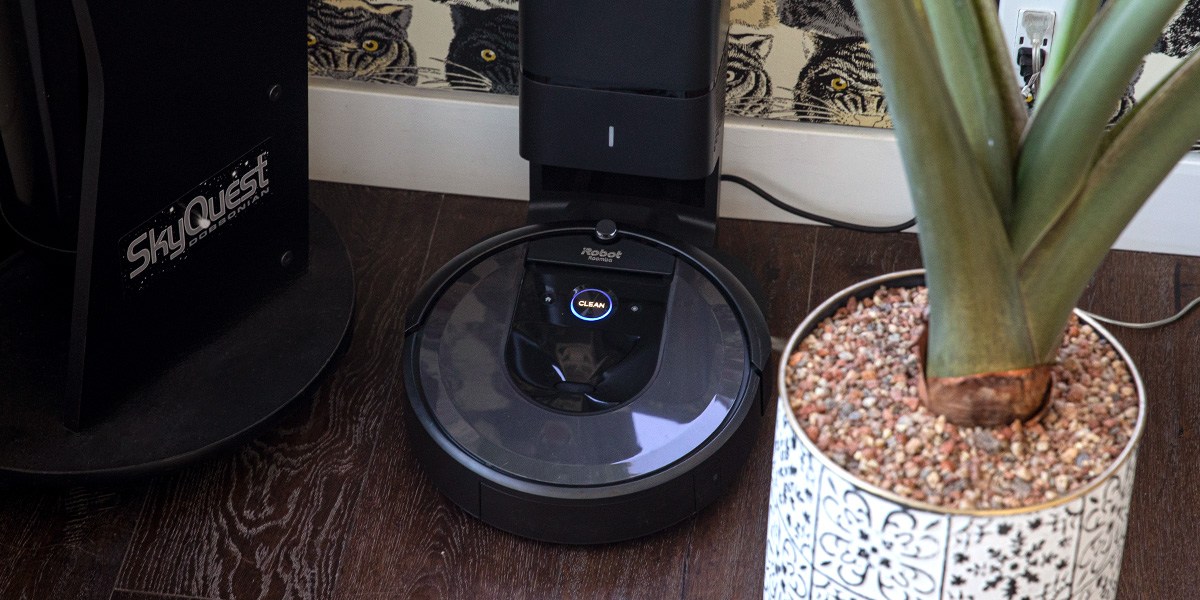 Roomba on charging base