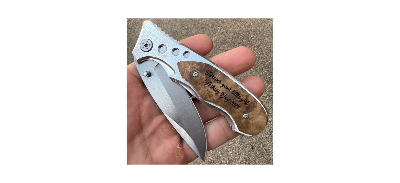 EverythingDecorated Engraved Personalized Pocket Knife