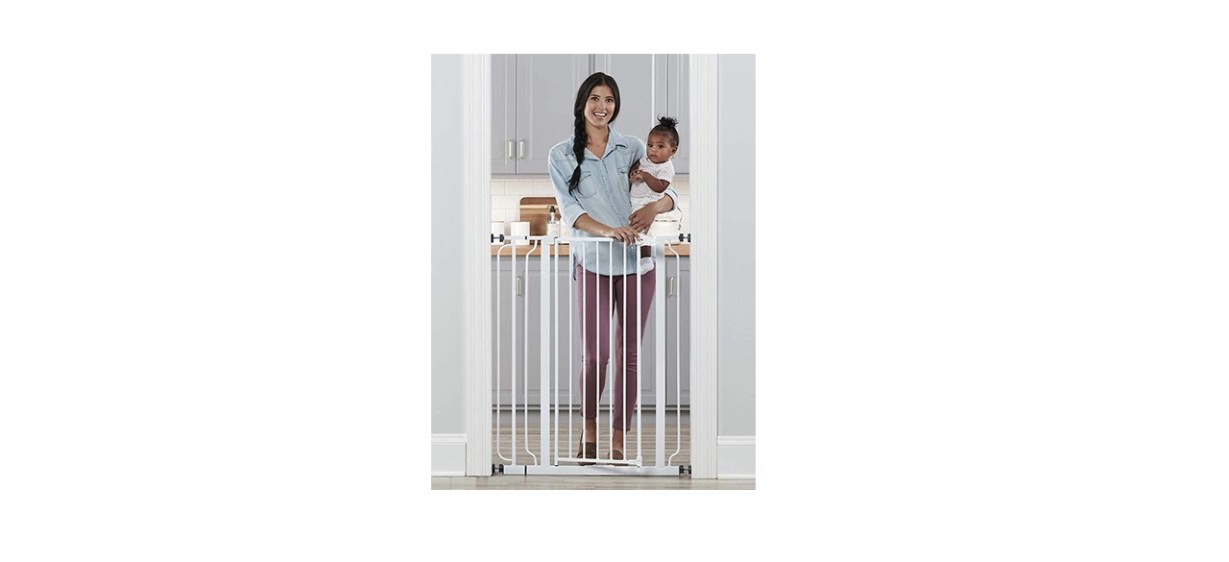 Regalo Easy Step Extra Tall Platinum Safety Gate