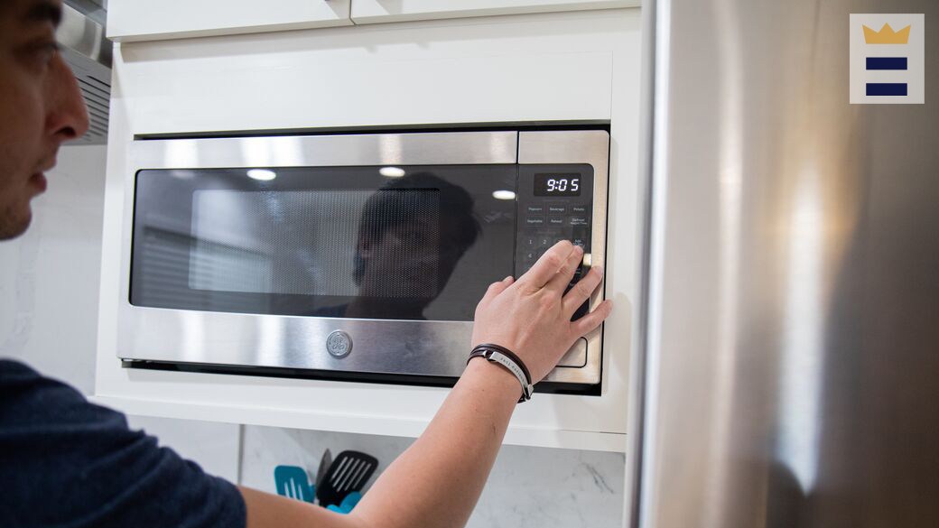 Frigidaire microwave vs. Samsung microwave