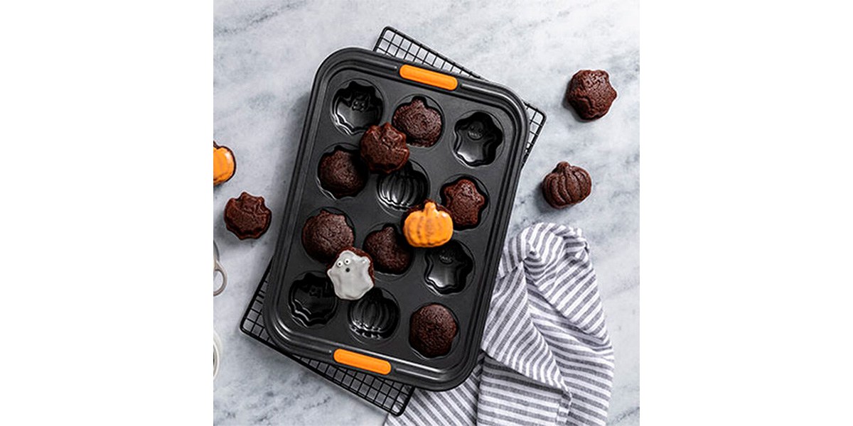 Best Halloween Cakelet Pan