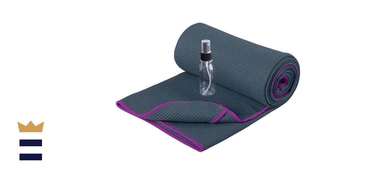 Do you clean your HOTWORX mat? Come see us for a Yoga Mat cleaner! Natural  disinfectant AND deodorizer! #yoga #pilates #gym #clean #wedne