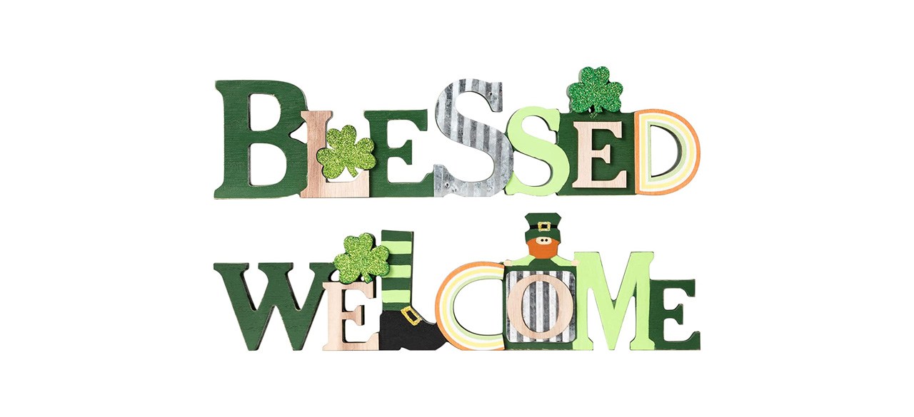 Best Descpas St. Patrick’s Day Decorations Sign