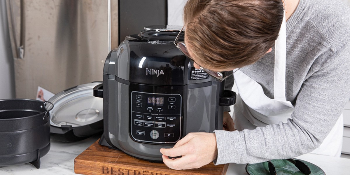 Person using control panel on Ninja multicooker