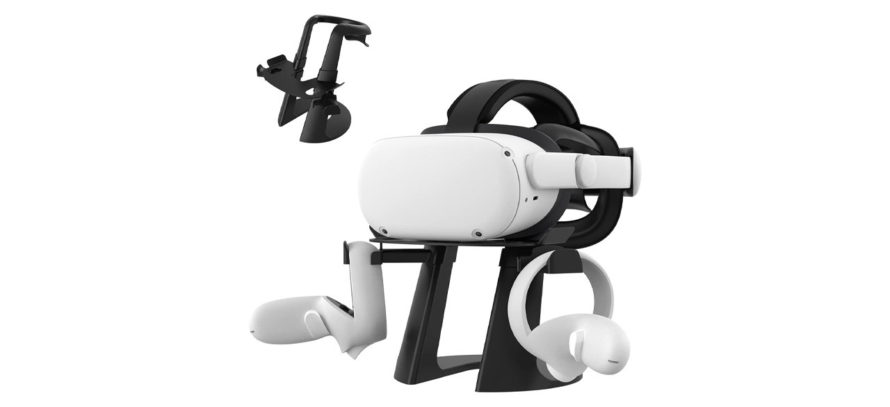 Kiwi Design VR Stand on white background