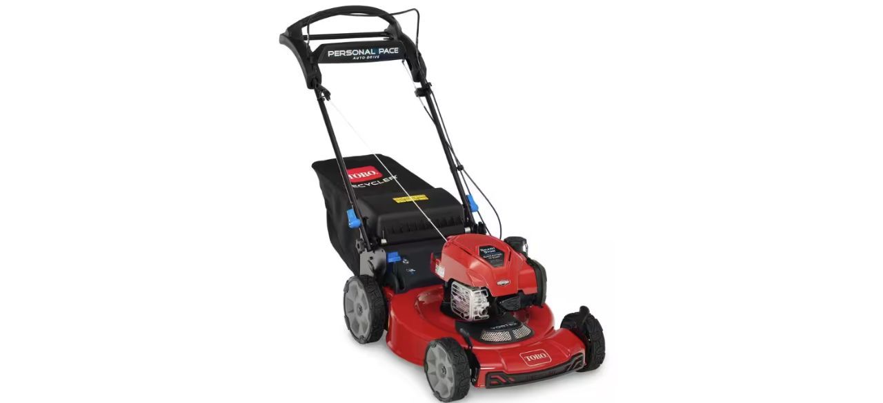 Toro Recycler 22-Inch SmartStow Walk-Behind Gas Self-Propelled Mower