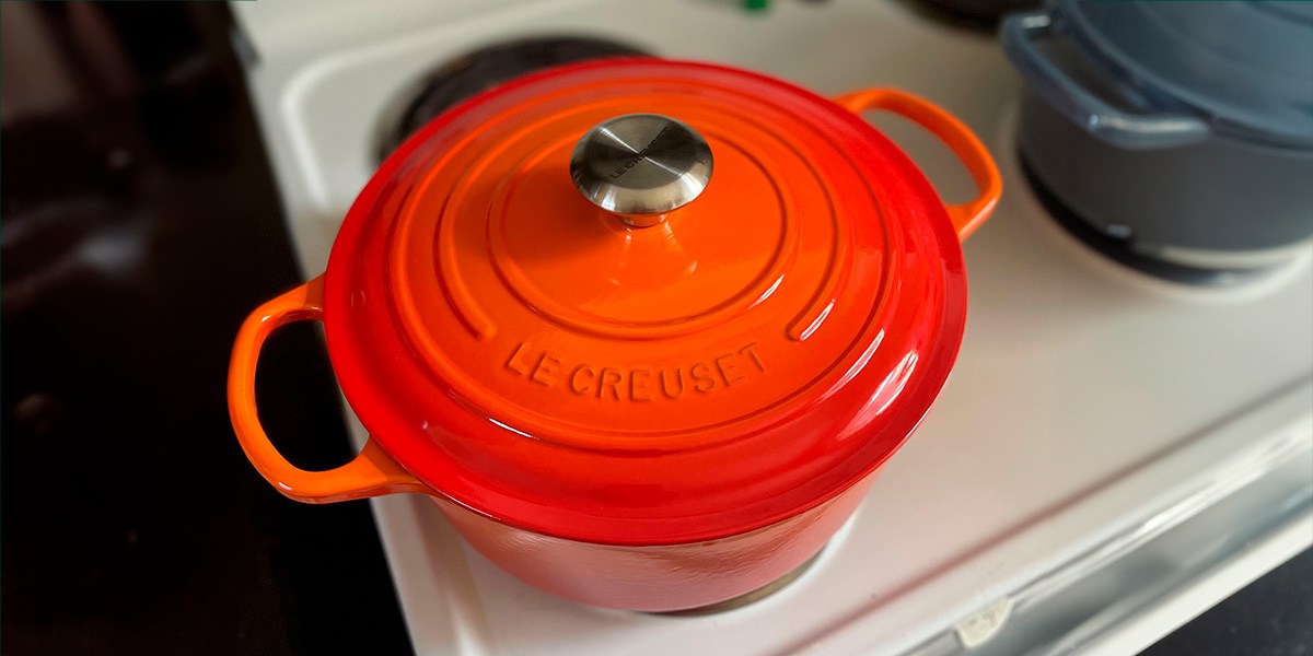 Le Creuset Signature Round Dutch Oven