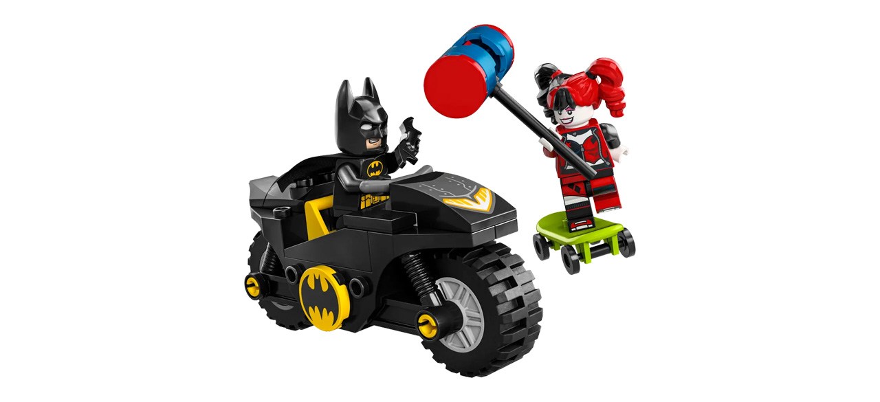 Lego releasing 3,981-piece 'Batman Returns' Batcave set