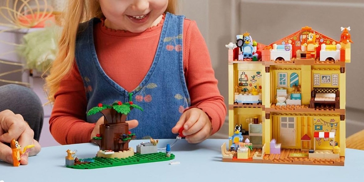 These wildly popular Bluey toys are the gifts of the season