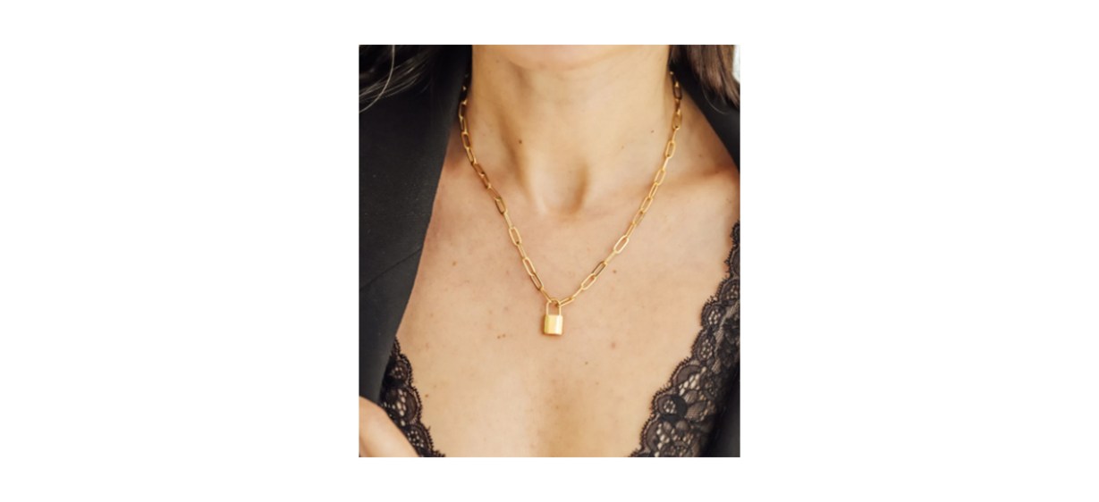 Los Angeles Minimalist 18-Karat-Gold-Filled Padlock Necklace