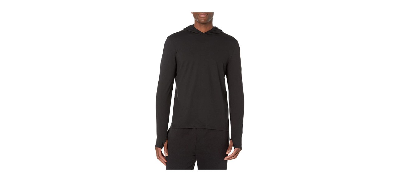 Amazon Essentials Men's Tech Stretch Long-Sleeve Hooded T-Shirt