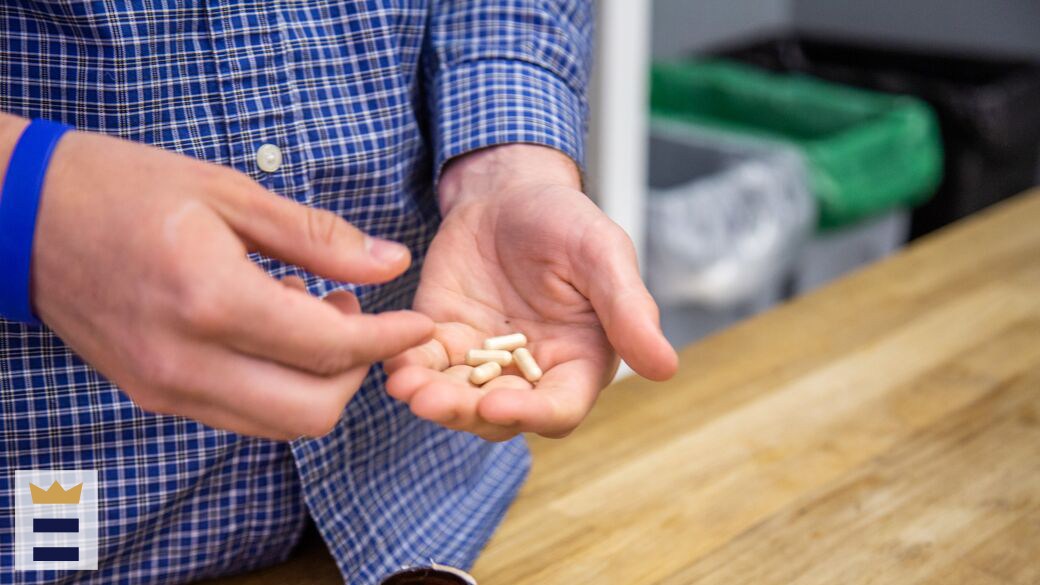 Nature's Bounty probiotic vs. Florastor probiotic