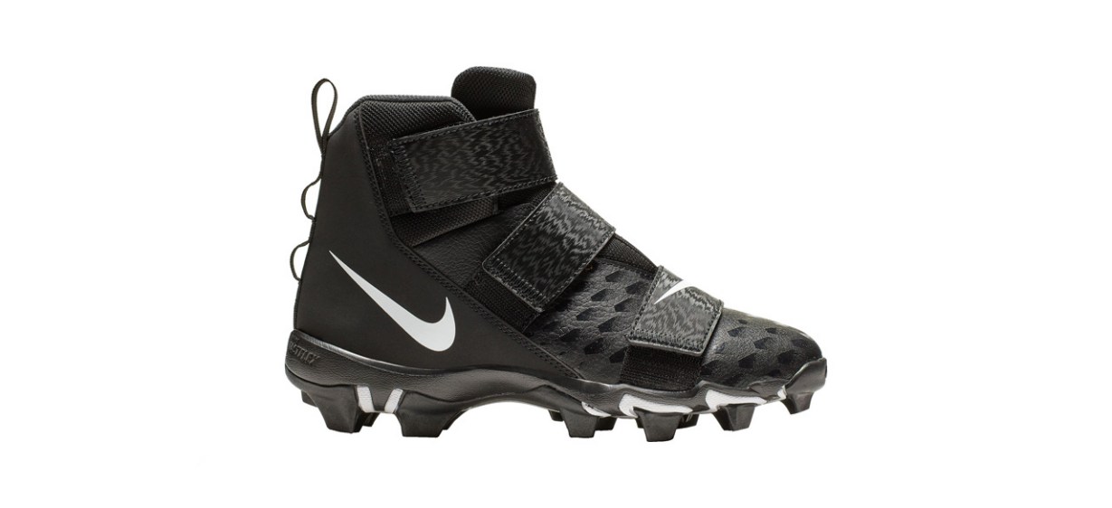 Nike Kids’ Force Savage Shark 2 Mid Football Cleats