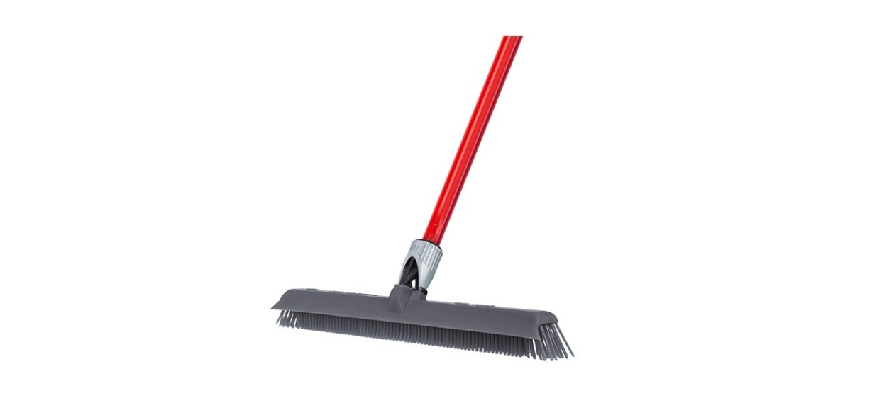 The Rav-Mag Rubber Broom & Squeegee - Tyroler