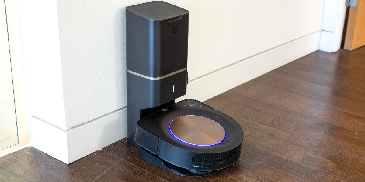 Roomba on charging dock