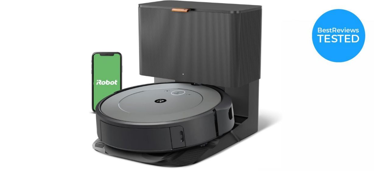 iRobot Roomba i3 EVO Robot Vacuum on white background iRobot Roomba i3 EVO Robot Vacuum on white background