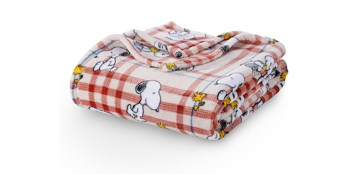 Snoopy Plush Throw Blanket