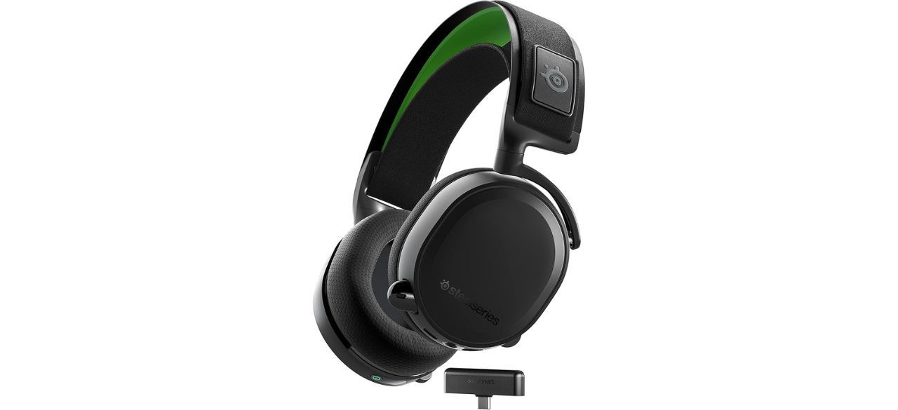 SteelSeries Arctis 7X+ Wireless Next-Gen Gaming Performance Headset on white background