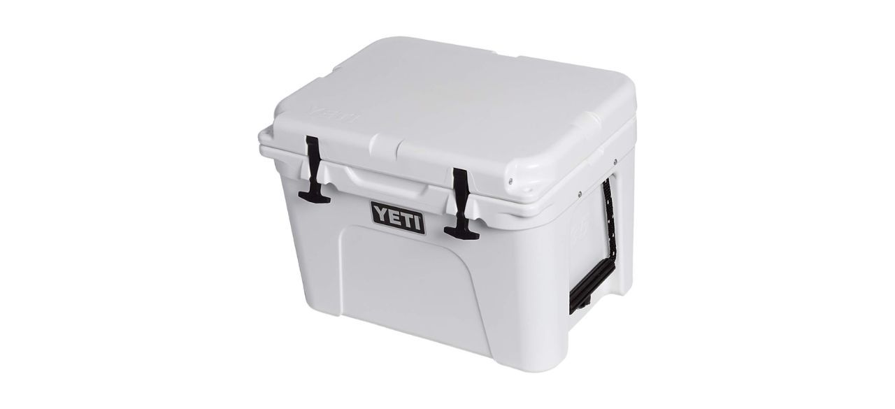 a white Yeti Tundra 35 Cooler on a white background