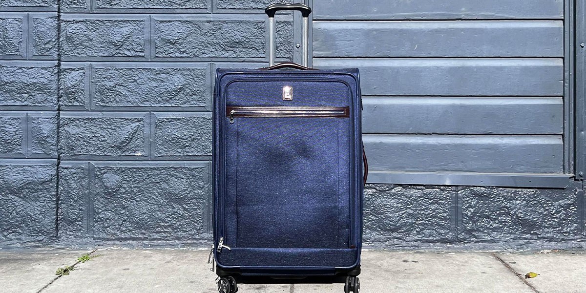 Travelpro Platinum Elite Large Check-In Spinner Softside Suitcase