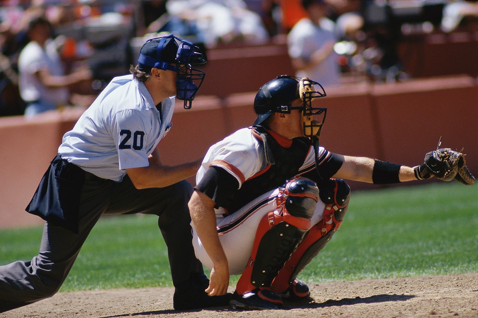 5 Best Umpire Masks Aug. 2021 BestReviews