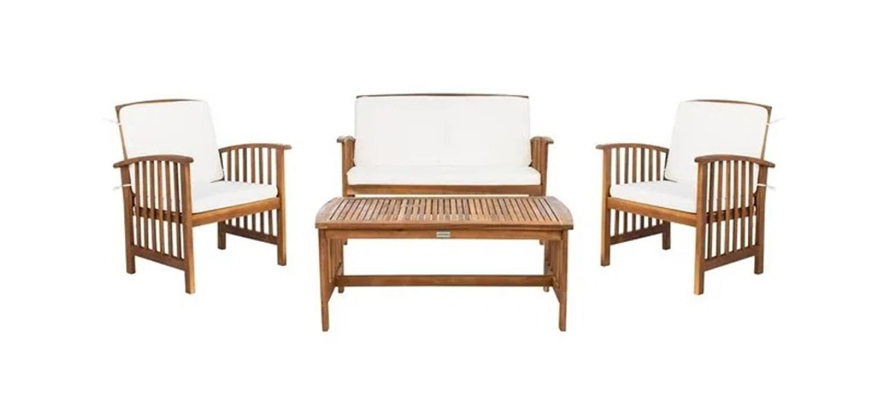 Beachcrest Home Delosreyes Four-Person Outdoor Seating Group on white background