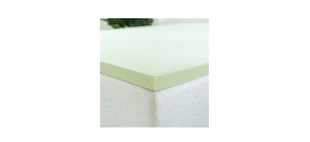 Zinus 1.5 Green Tea Memory Foam Mattress Topper