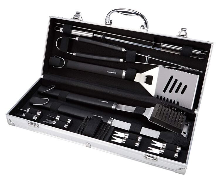 AmazonBasics Grilling Tool Set